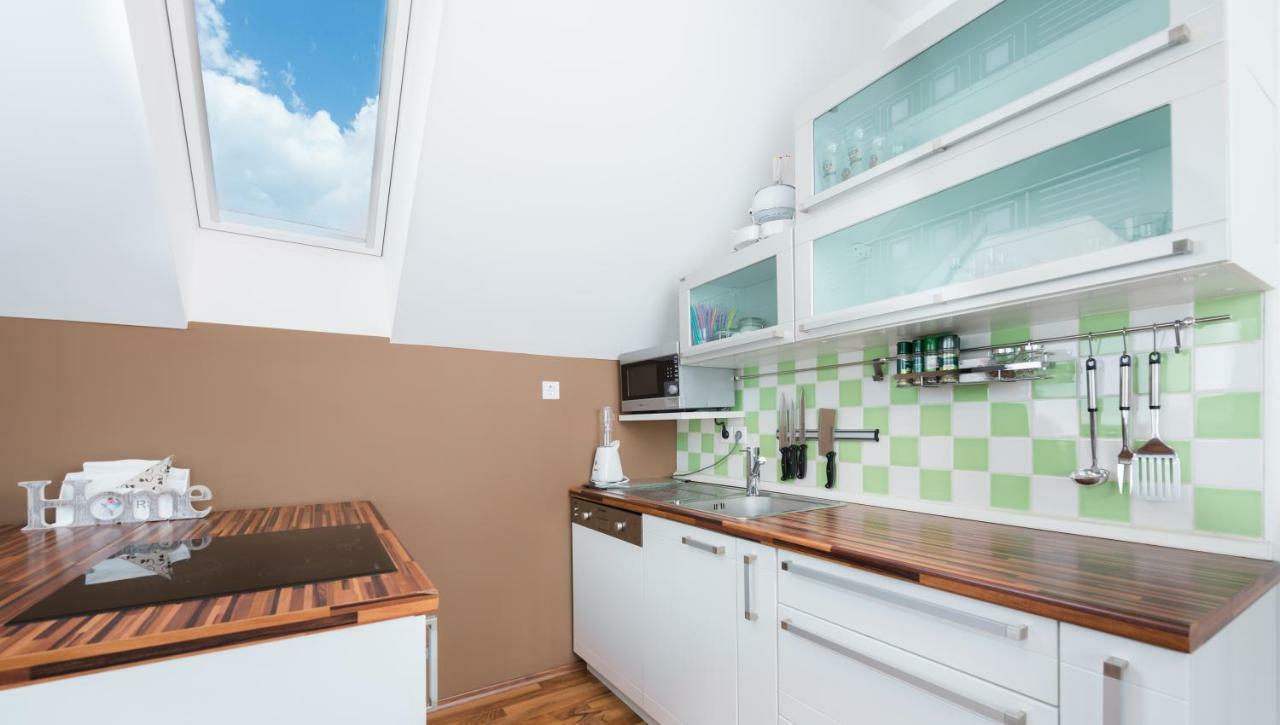 Boomerang Apartment Блед Екстериор снимка