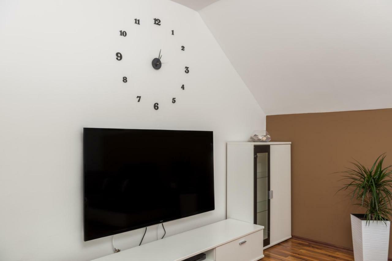 Boomerang Apartment Блед Екстериор снимка